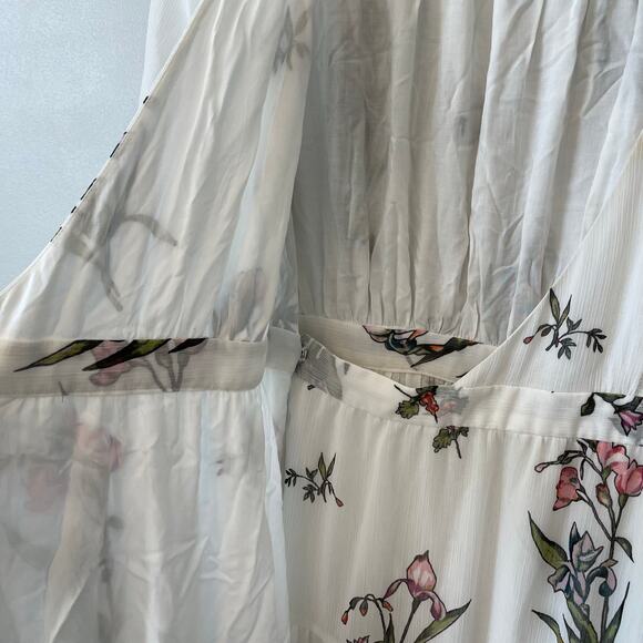 Roller Rabbit Condesa Bouquet Gertrude white floral maxi wrap dress Sz M - Picture 16 of 16